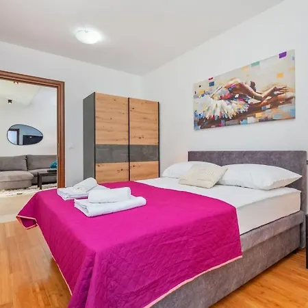 Stylish Two Bedroom Apartment&Garage Parking Place Dubrovnik Kültér fotó
