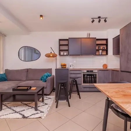 Stylish Two Bedroom Apartment&Garage Parking Place Dubrovnik Kültér fotó